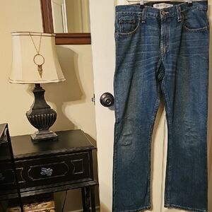 Levi's Low Boot Cut Jeans
